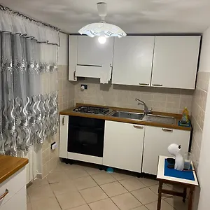 Proprietà Intero Allogio Con Parcheggio Sestri Levante