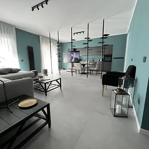 H92 Incantevole , Bari Italia