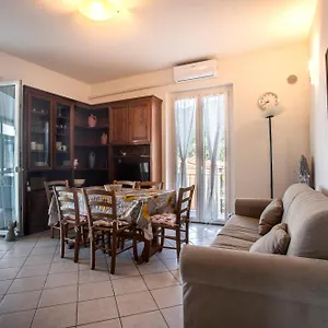 Holiday home 162 - La Veranda Sull'acqua, Fronte E Vista Mare Riva Trigoso, Posto Auto Privato, Sestri Levante